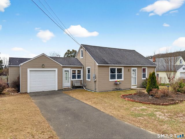 6 Slocum Drive, East Lyme, CT 06357