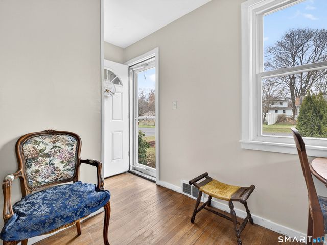 6 Slocum Drive, East Lyme, CT 06357