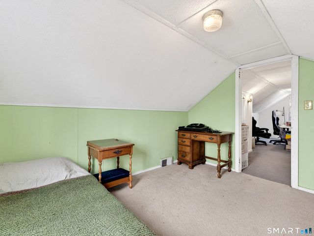 6 Slocum Drive, East Lyme, CT 06357