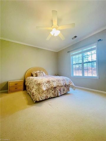 5765 Knoll Court, Lewisville, NC 27023