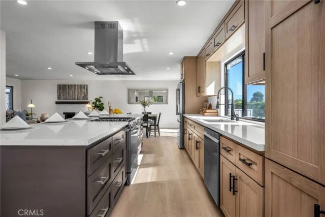 1902 Peninsula Verde Drive, Rancho Palos Verdes, CA 90275