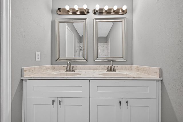 3022 Mosby Drive, Sugar Land, TX 77479