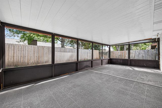3022 Mosby Drive, Sugar Land, TX 77479