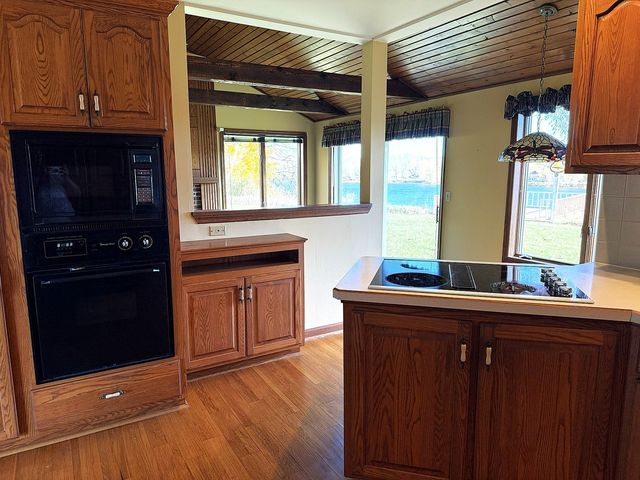 1432 Eustace Drive, Dixon, IL 61021