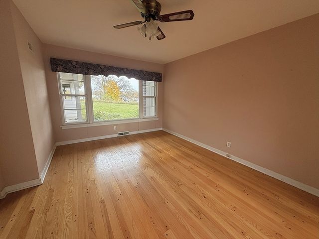 1432 Eustace Drive, Dixon, IL 61021