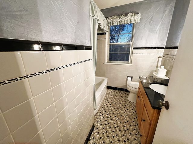 1432 Eustace Drive, Dixon, IL 61021