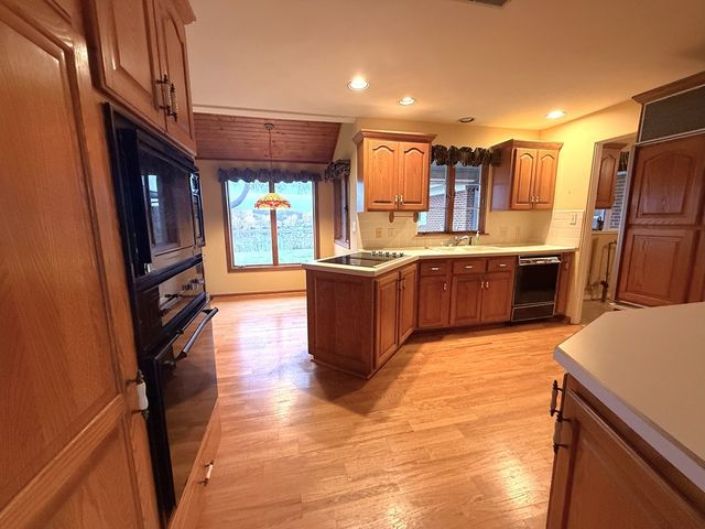 1432 Eustace Drive, Dixon, IL 61021