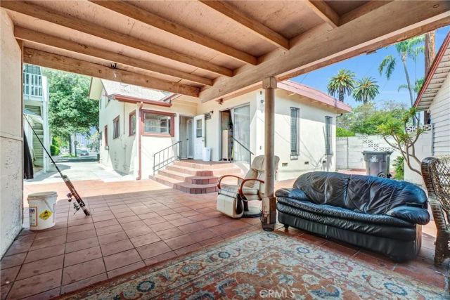 835 French Street, Santa Ana, CA 92701