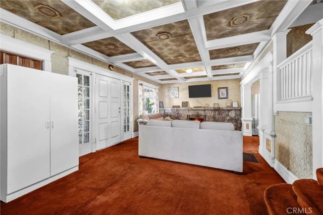 835 French Street, Santa Ana, CA 92701