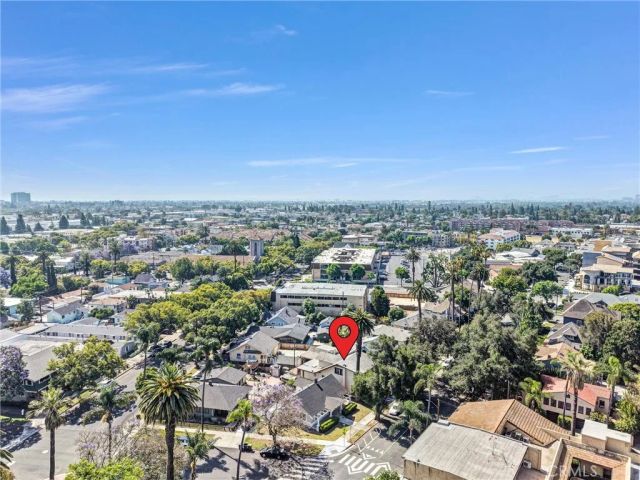 835 French Street, Santa Ana, CA 92701