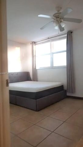3545 NE 166th St 908, North Miami Beach, FL 33160