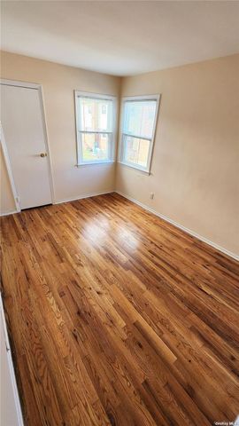 244-57 Grand Central Parkway 2, Douglaston, NY 11362