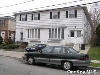 244-57 Grand Central Parkway 2, Douglaston, NY 11362