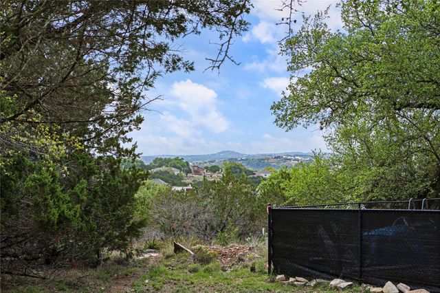 21105 Newport CV, Lago Vista, TX 78645