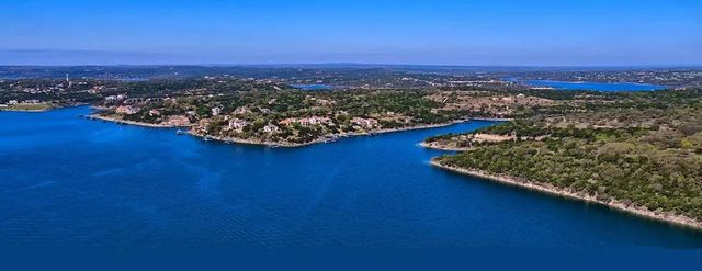 21105 Newport CV, Lago Vista, TX 78645