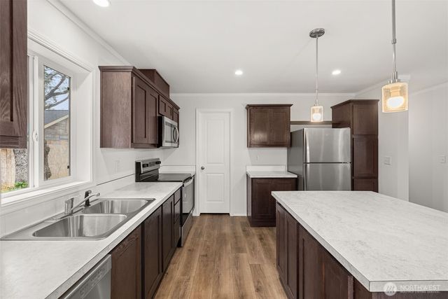 543 Dolphin Avenue NE, Ocean Shores, WA 98569