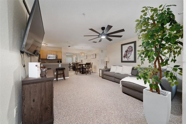 930 MOONLIGHT COVE ROAD 11-107, Orange City, FL 32763