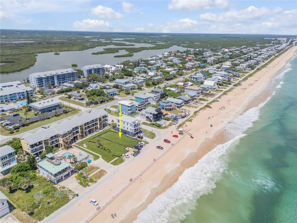 Image 15 of property listing at 6604 S ATLANTIC AVENUE, New Smyrna Beach, FL 32169
