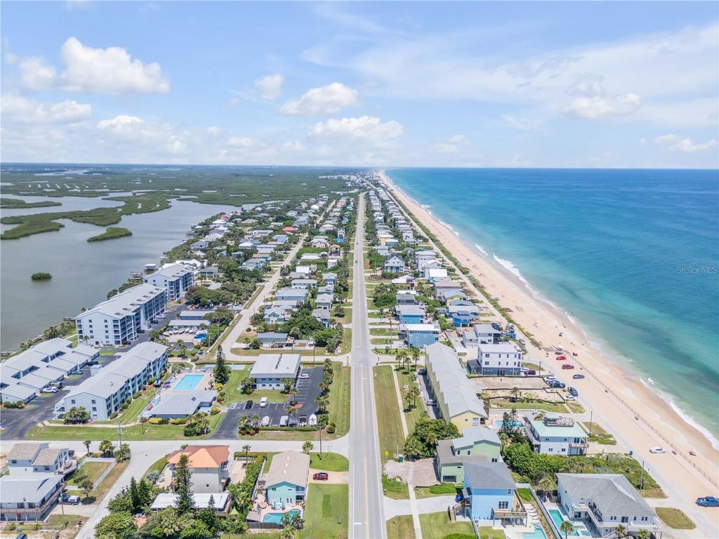 Image 26 of property listing at 6604 S ATLANTIC AVENUE, New Smyrna Beach, FL 32169