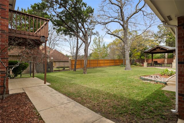 8 Equestrian Trail, Duncanville, TX 75116
