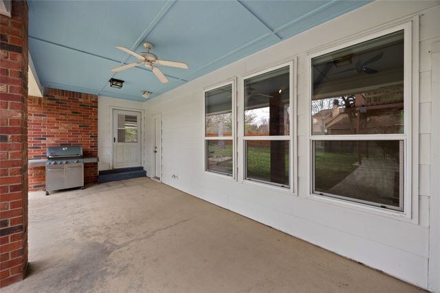 8 Equestrian Trail, Duncanville, TX 75116