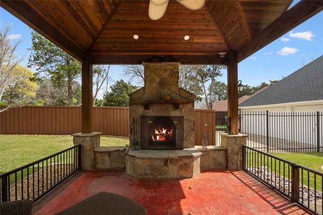 8 Equestrian Trail, Duncanville, TX 75116