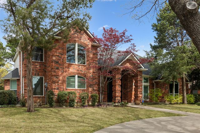 8 Equestrian Trail, Duncanville, TX 75116