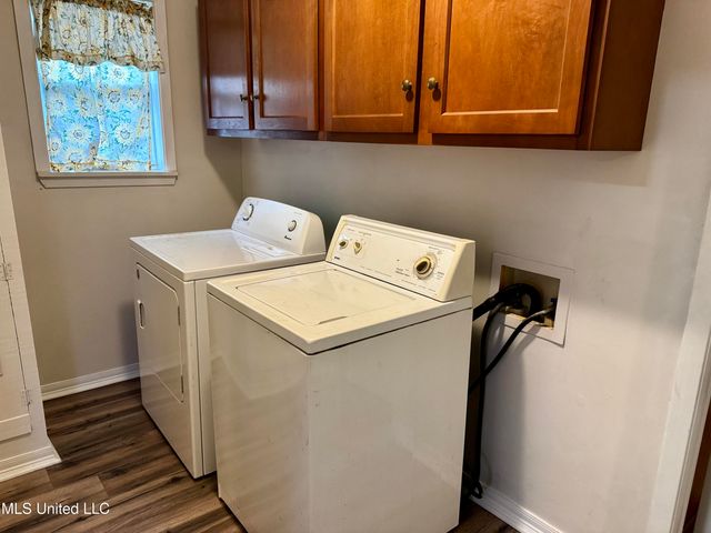 8 Oak Lane, Natchez, MS 39120