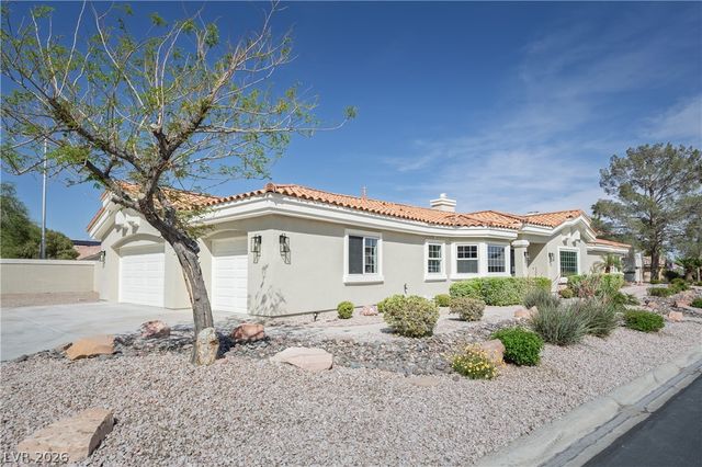 8016 Golfers Oasis Drive, Las Vegas, NV 89149