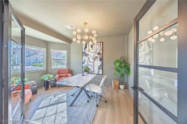 8016 Golfers Oasis Drive, Las Vegas, NV 89149