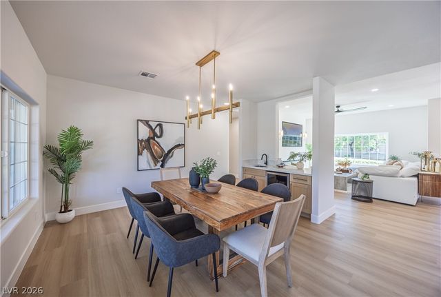 8016 Golfers Oasis Drive, Las Vegas, NV 89149