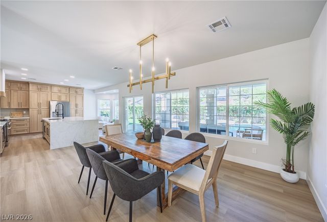 8016 Golfers Oasis Drive, Las Vegas, NV 89149