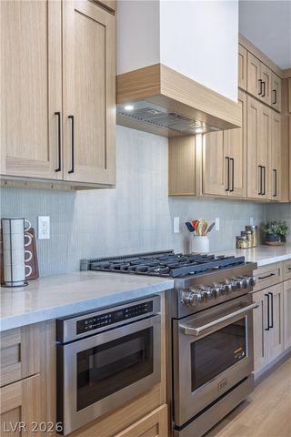 8016 Golfers Oasis Drive, Las Vegas, NV 89149