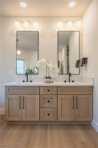 8016 Golfers Oasis Drive, Las Vegas, NV 89149