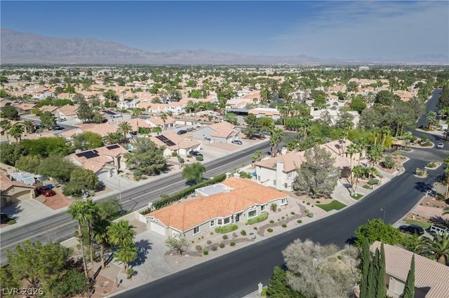 8016 Golfers Oasis Drive, Las Vegas, NV 89149