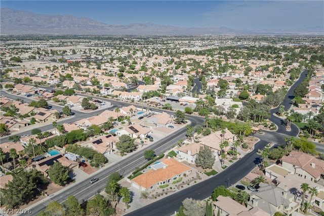 8016 Golfers Oasis Drive, Las Vegas, NV 89149