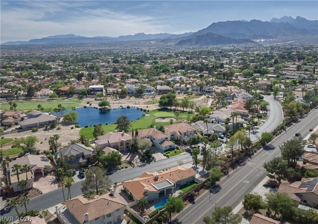 8016 Golfers Oasis Drive, Las Vegas, NV 89149