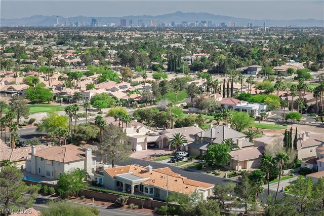 8016 Golfers Oasis Drive, Las Vegas, NV 89149