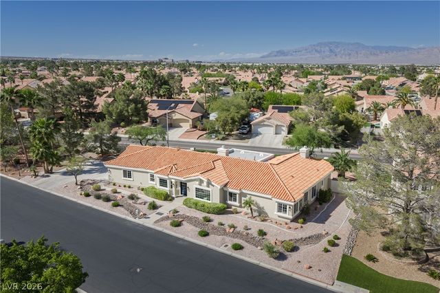 8016 Golfers Oasis Drive, Las Vegas, NV 89149