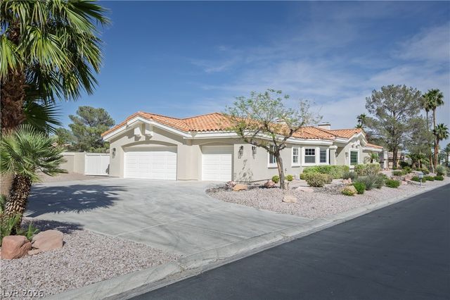 8016 Golfers Oasis Drive, Las Vegas, NV 89149