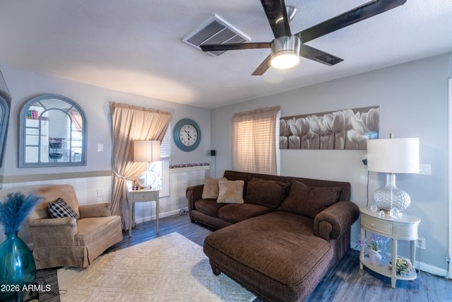 6739 N 61ST Avenue, Glendale, AZ 85301