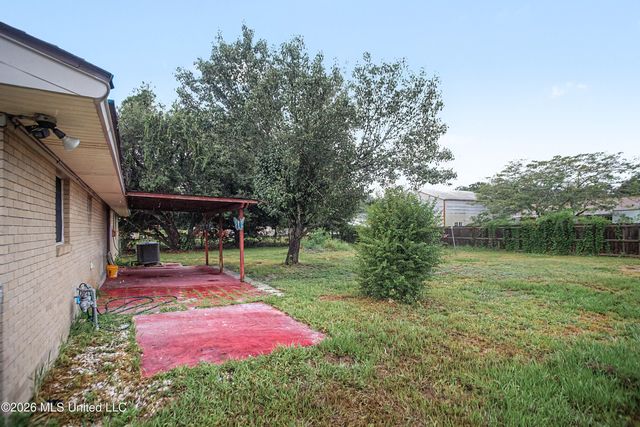 329 Popp's Ferry Road, Biloxi, MS 39531