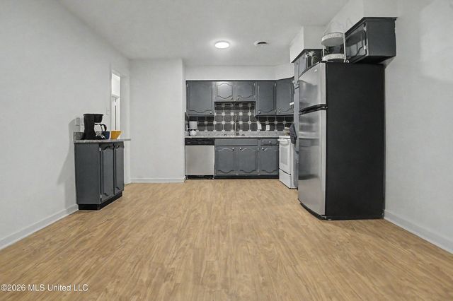 329 Popp's Ferry Road, Biloxi, MS 39531