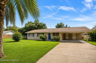 329 Popp's Ferry Road, Biloxi, MS 39531