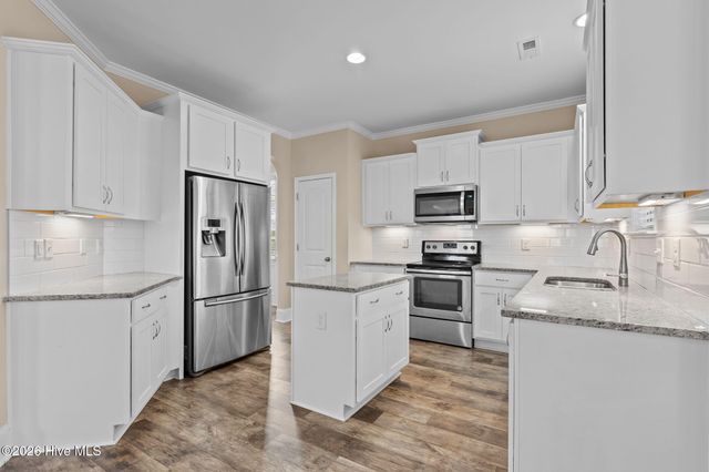 165 Moultrie Lane, Aberdeen, NC 28315