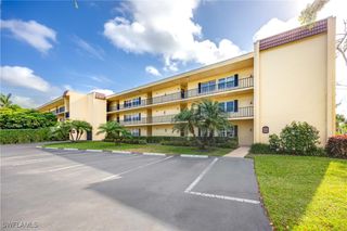 1085 Forest Lakes DR 8108, Naples, FL 34105