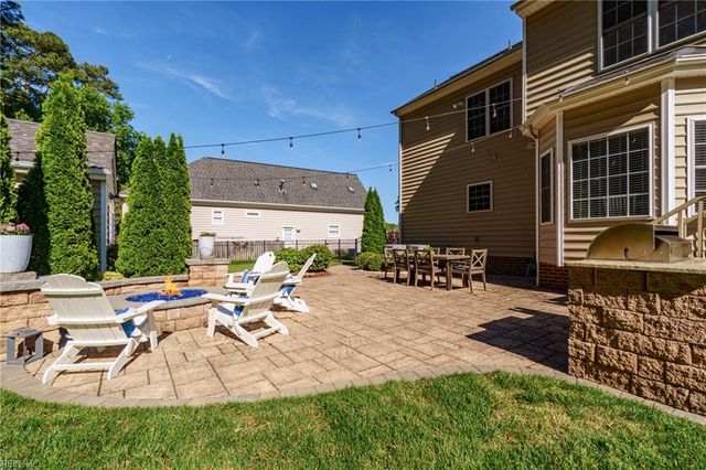 16 Wornom Farm RD, Poquoson, VA 23662