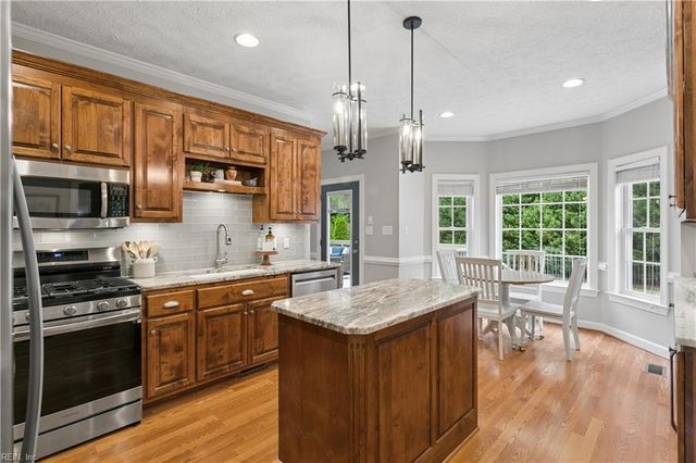 16 Wornom Farm RD, Poquoson, VA 23662