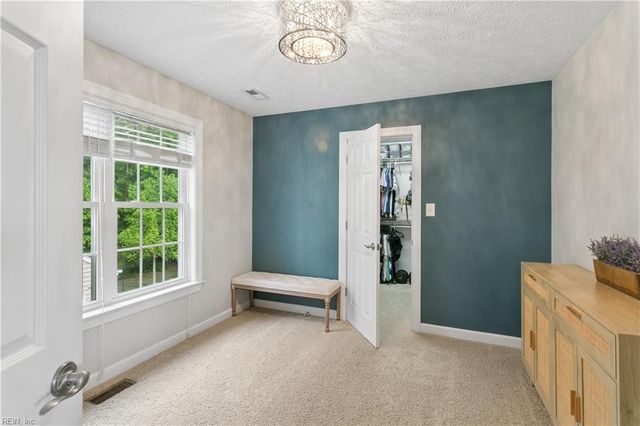 16 Wornom Farm RD, Poquoson, VA 23662