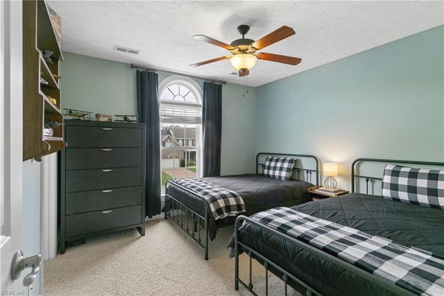 16 Wornom Farm RD, Poquoson, VA 23662
